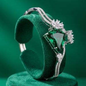The Emerald Bloom Zircon Bangle